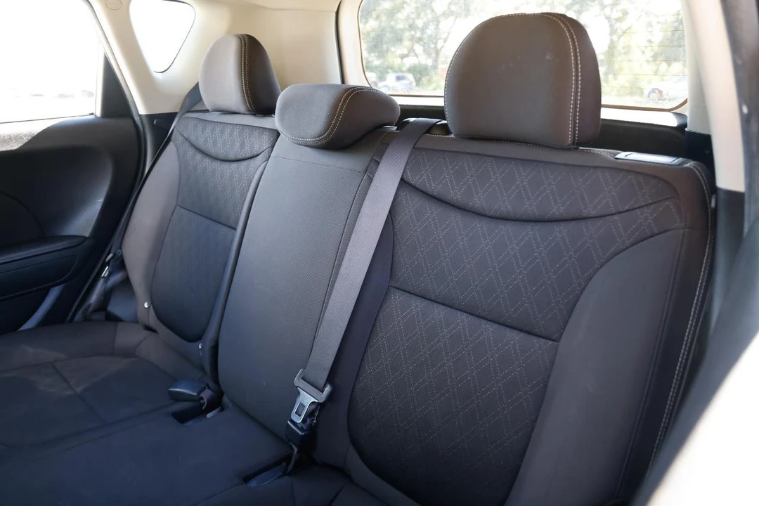 2018 Kia Soul - Image 8 of 12