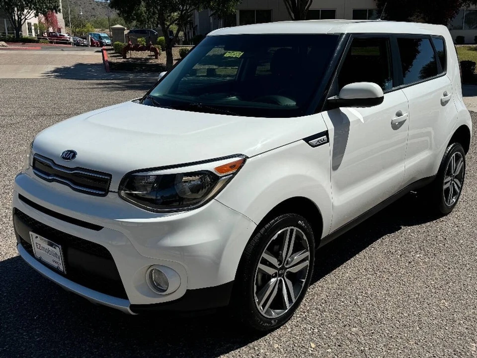 2018 Kia Soul - Image 14 of 15