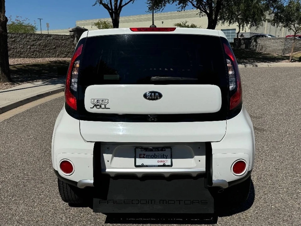 2018 Kia Soul - Image 3 of 15