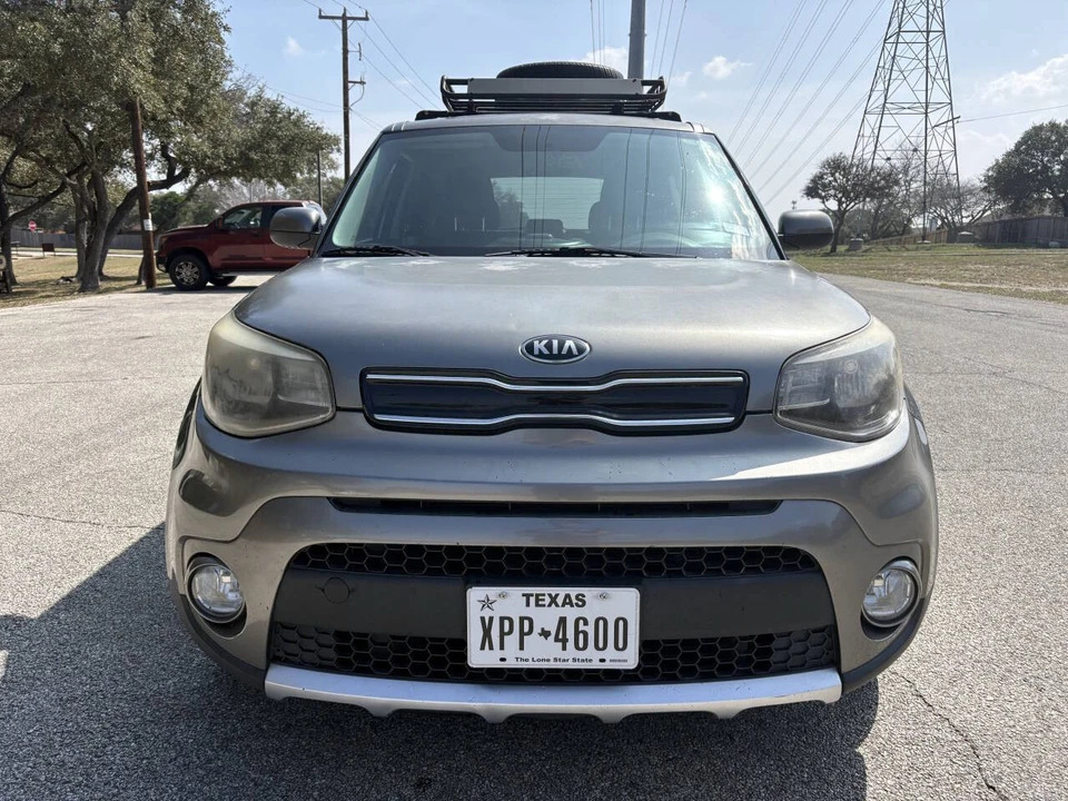 2018 Kia Soul - Image 2 of 21