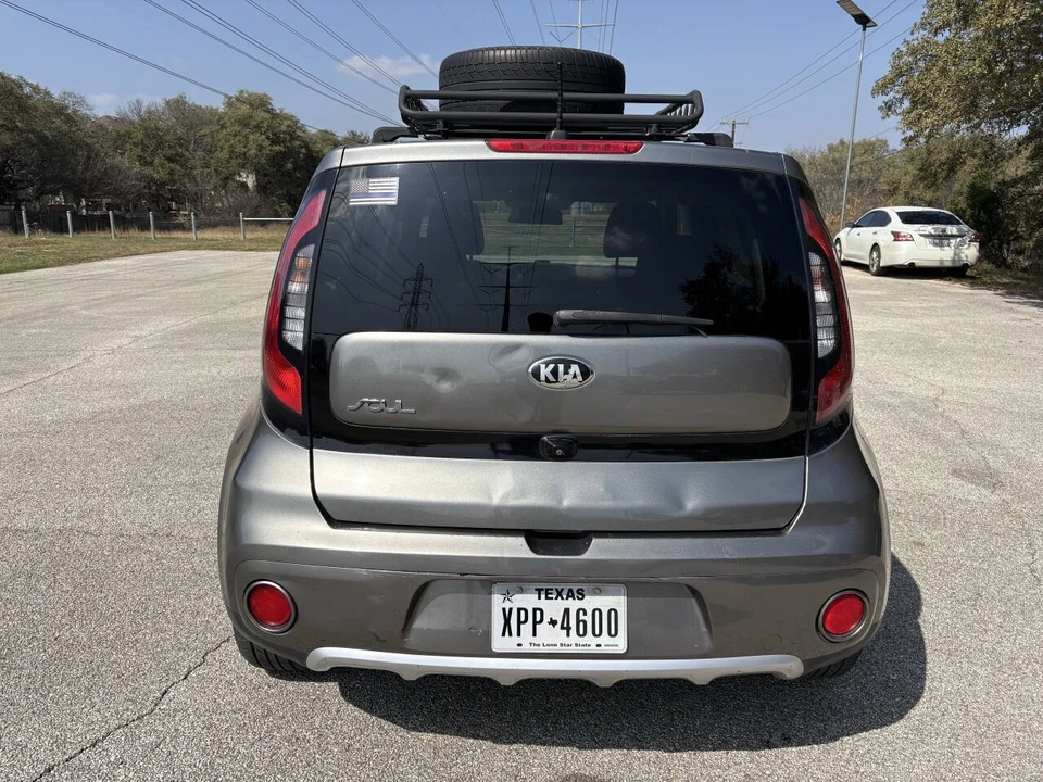2018 Kia Soul - Image 6 of 21