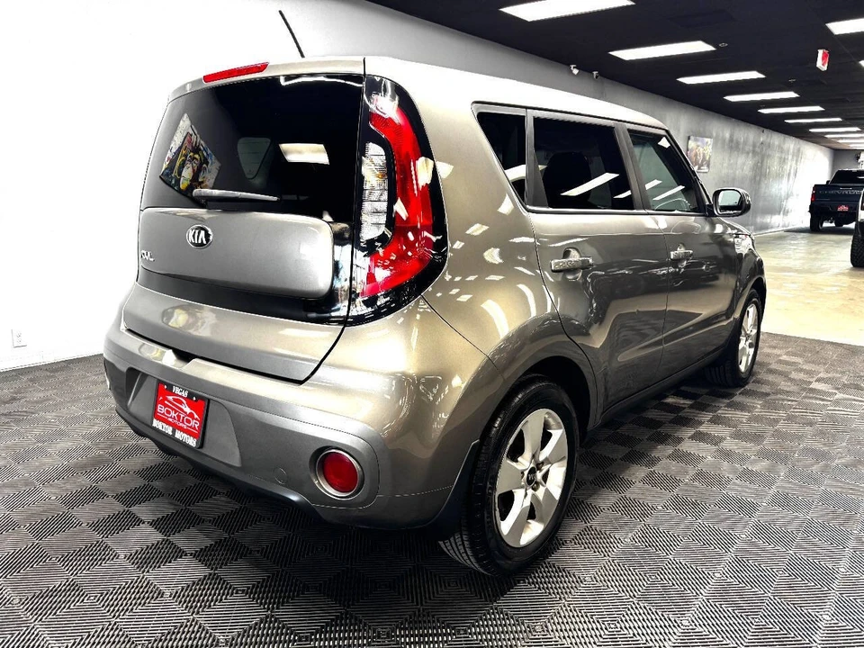 2018 Kia Soul - Image 12 of 12