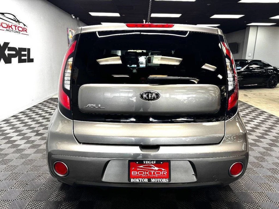 2018 Kia Soul - Image 12 of 21