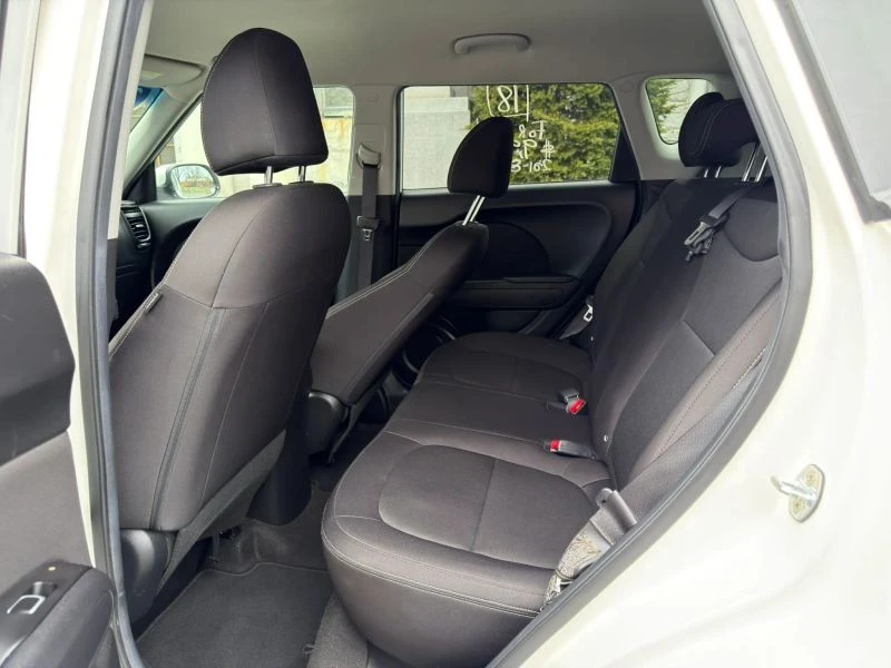 2018 Kia Soul - Image 10 of 12
