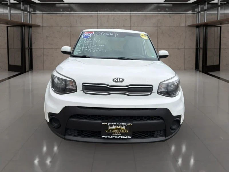 2018 Kia Soul - Image 2 of 12