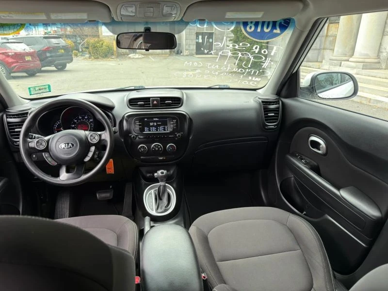 2018 Kia Soul - Image 9 of 12