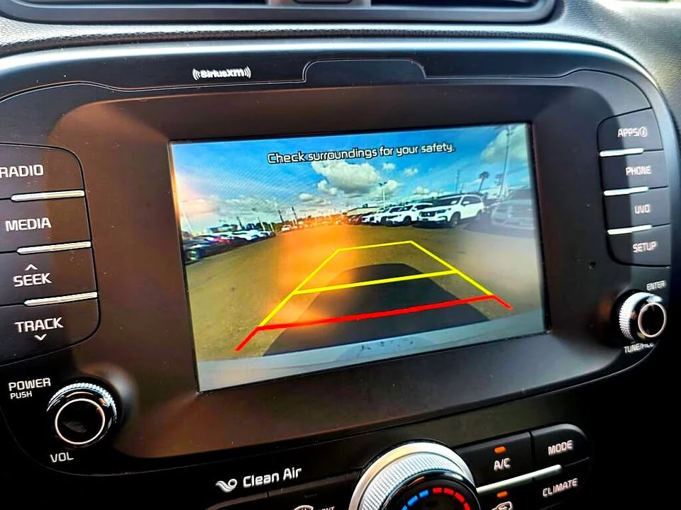 2018 Kia Soul - Image 12 of 15