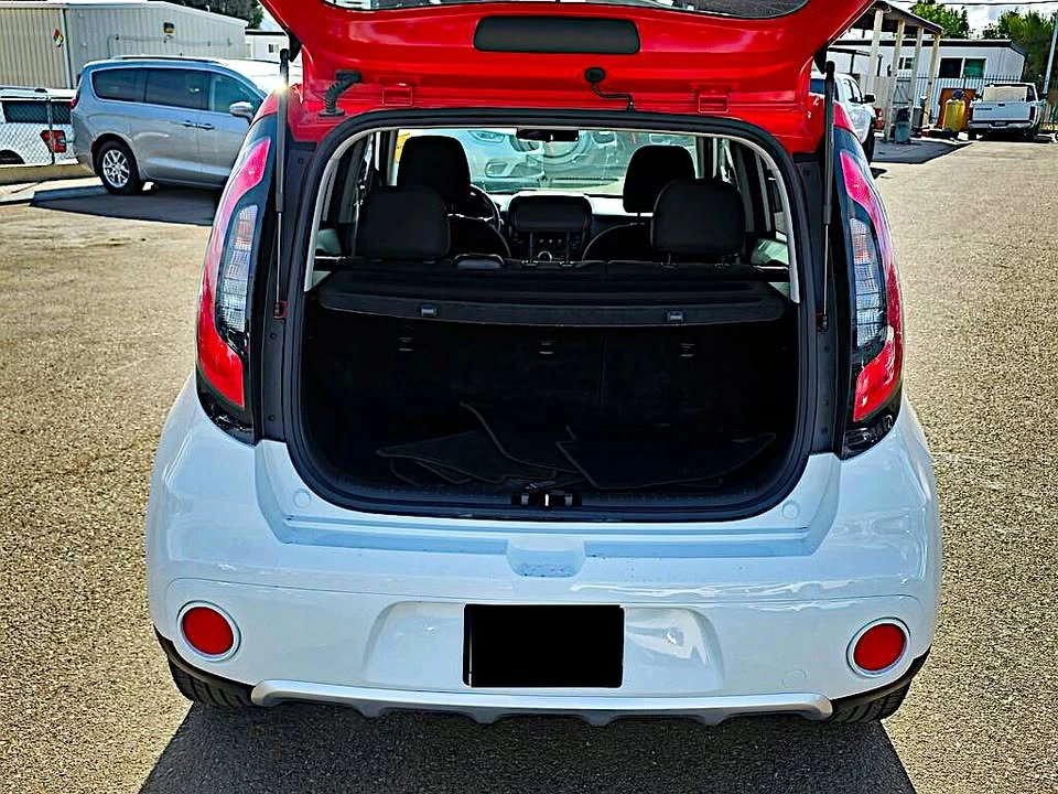 2018 Kia Soul - Image 3 of 15