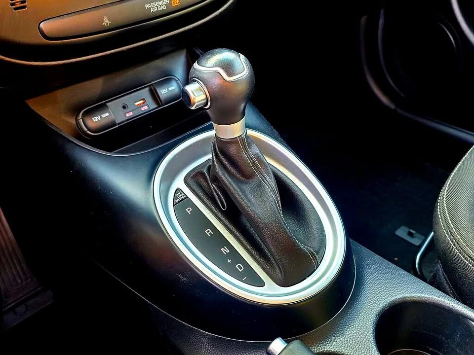 2018 Kia Soul - Image 13 of 15