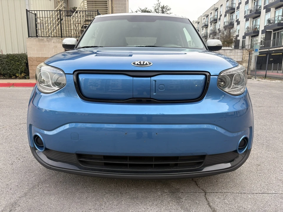 2018 Kia Soul - Image 2 of 21