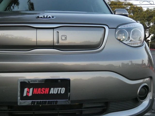 2018 Kia Soul - Image 12 of 21