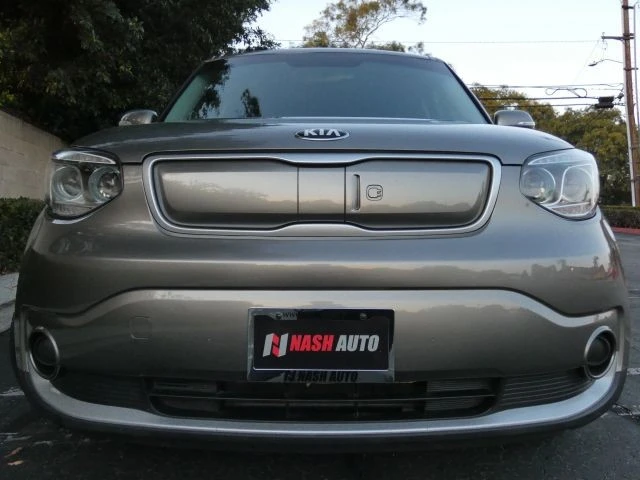 2018 Kia Soul - Image 13 of 21