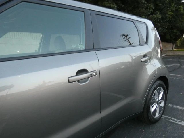 2018 Kia Soul - Image 10 of 21