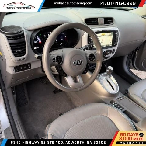 2018 Kia Soul - Image 9 of 17