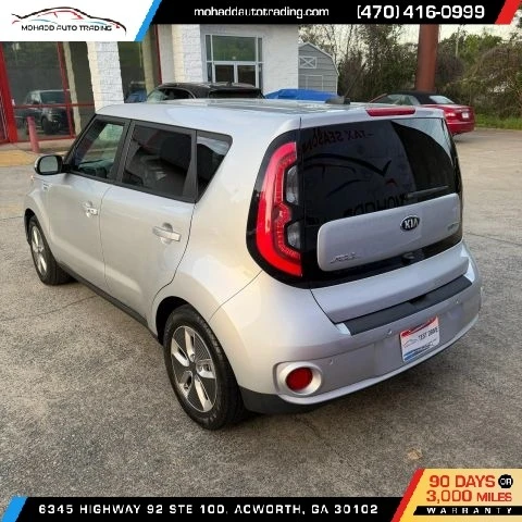 2018 Kia Soul - Image 7 of 17