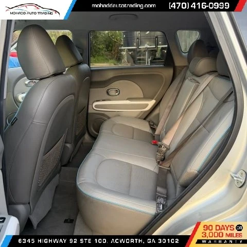2018 Kia Soul - Image 12 of 17