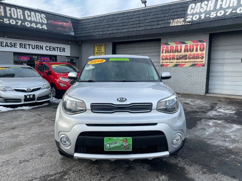 2018 Kia Soul - Image 2 of 12