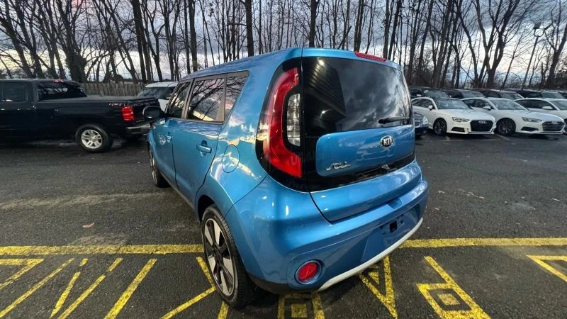 2018 Kia Soul - Image 4 of 12