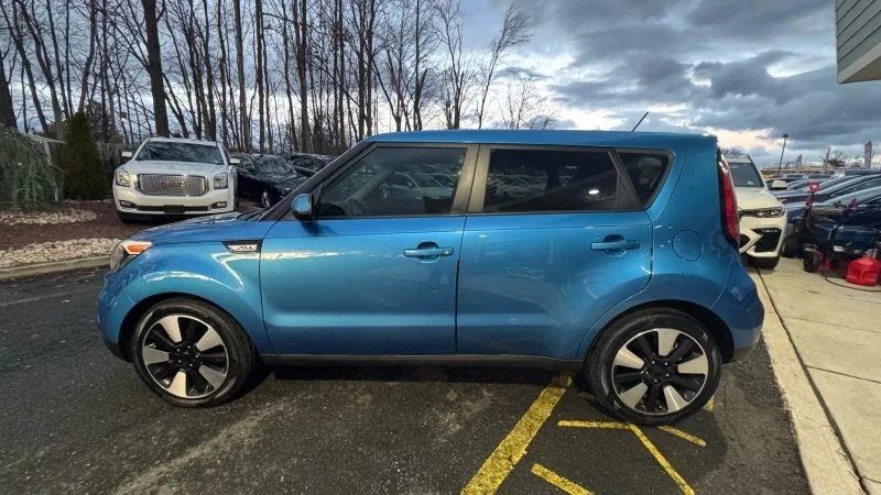 2018 Kia Soul - Image 3 of 12