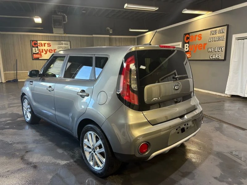 2018 Kia Soul - Image 4 of 12