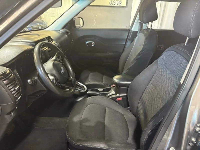 2018 Kia Soul - Image 9 of 12