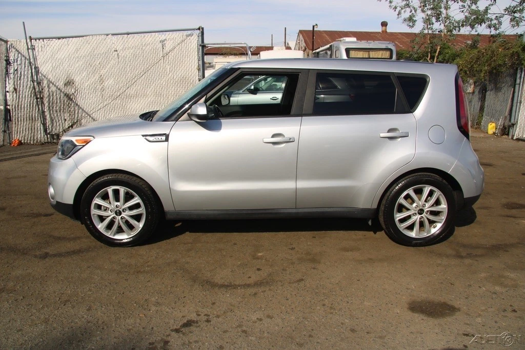 2018 Kia Soul - Image 3 of 21