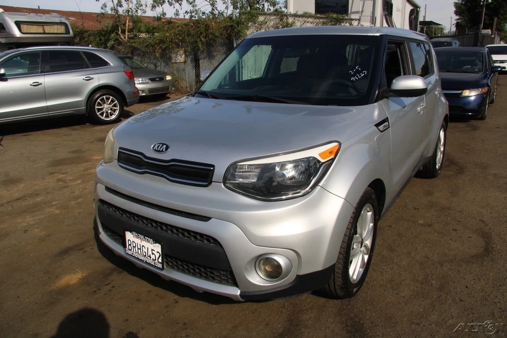 2018 Kia Soul - Image 2 of 21