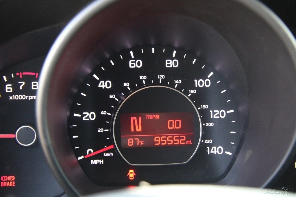 2018 Kia Soul - Image 15 of 21