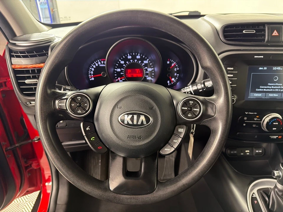 2018 Kia Soul - Image 13 of 21