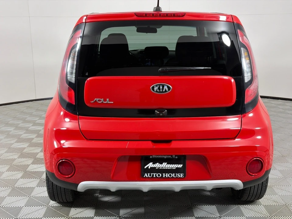 2018 Kia Soul - Image 6 of 12