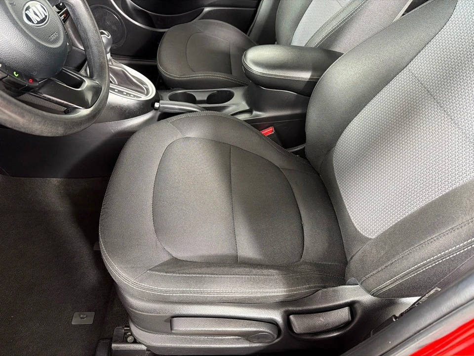 2018 Kia Soul - Image 10 of 21