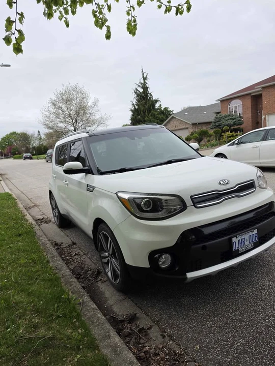 2018 Kia Soul - Image 2 of 9