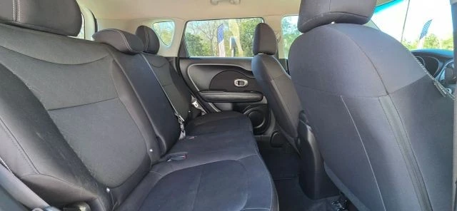 2018 Kia Soul - Image 18 of 21