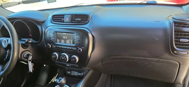 2018 Kia Soul - Image 14 of 21