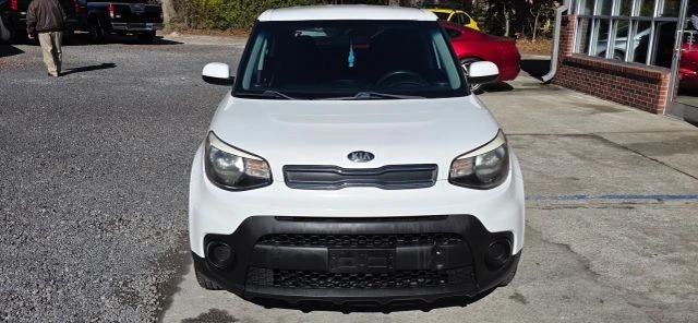 2018 Kia Soul - Image 8 of 21
