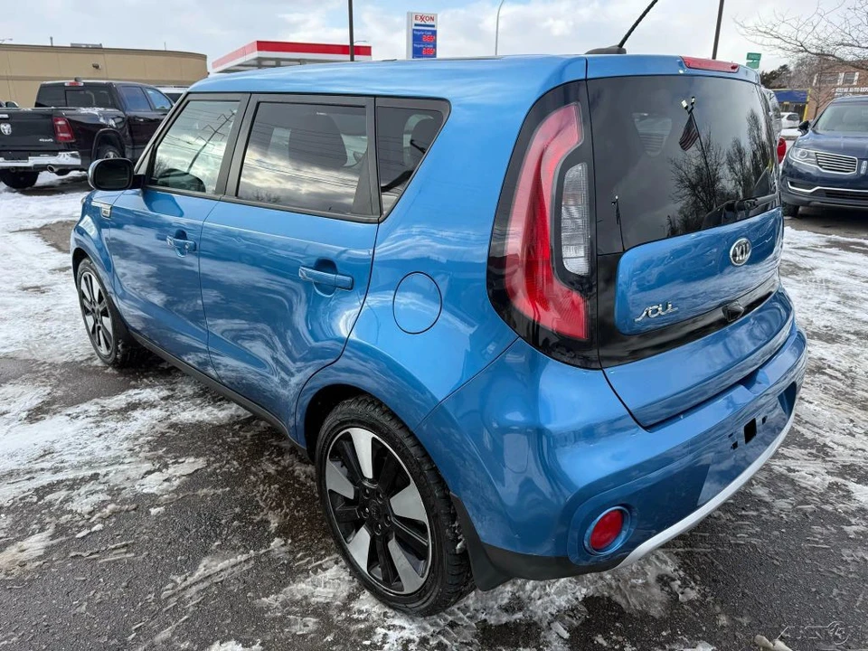 2018 Kia Soul - Image 7 of 12