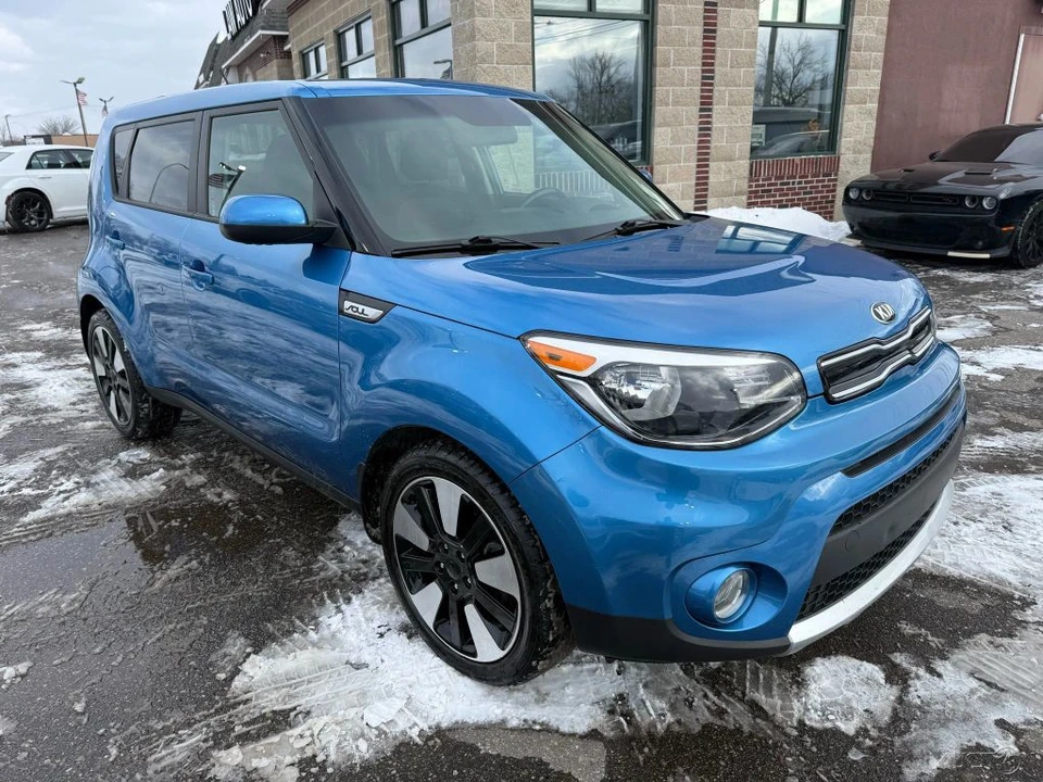 2018 Kia Soul - Image 3 of 12