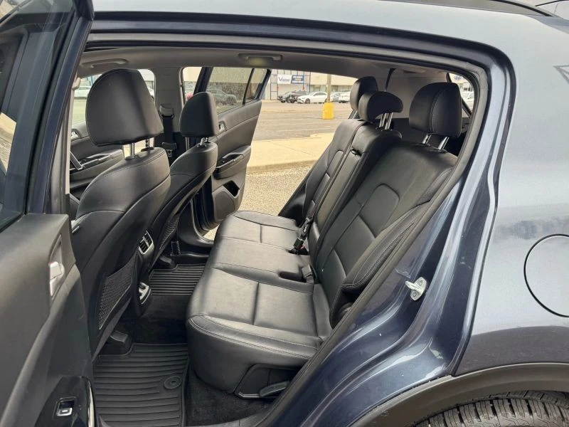 2018 Kia Sportage - Image 11 of 12