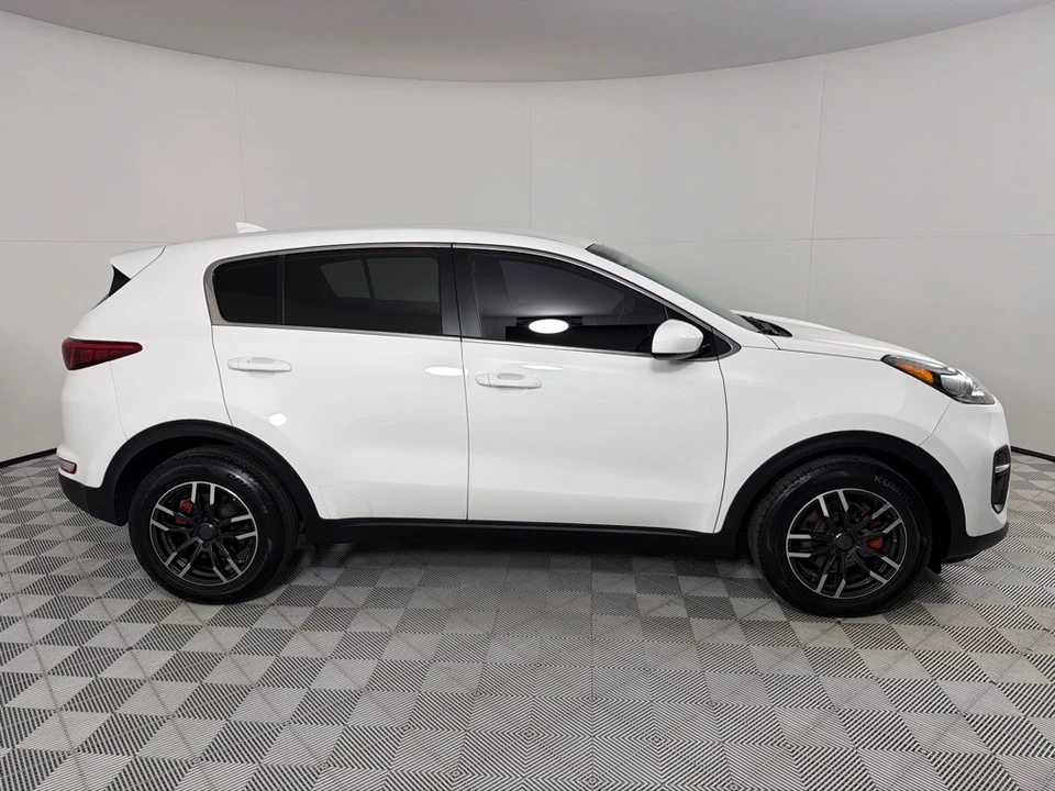 2018 Kia Sportage - Image 4 of 12