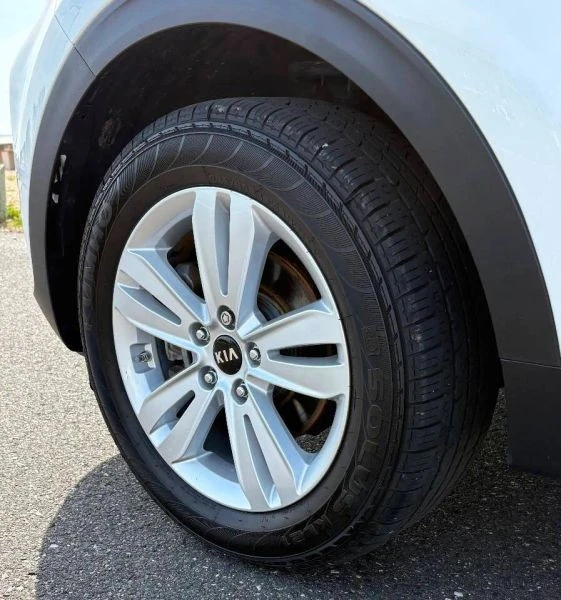 2018 Kia Sportage - Image 6 of 12