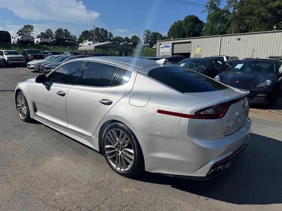 2018 Kia Stinger - Image 7 of 20