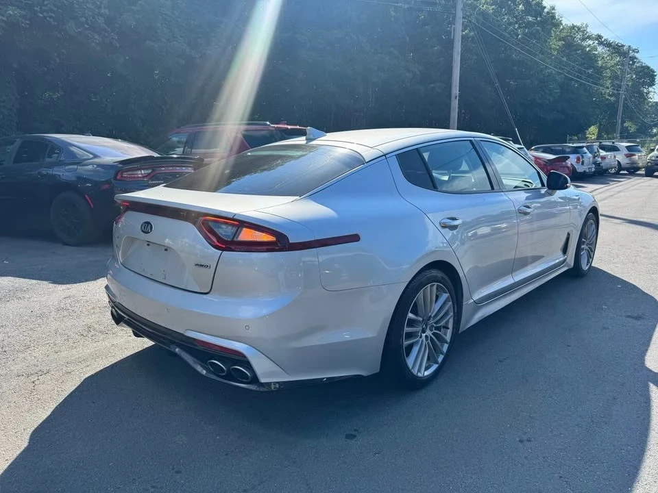 2018 Kia Stinger - Image 5 of 20