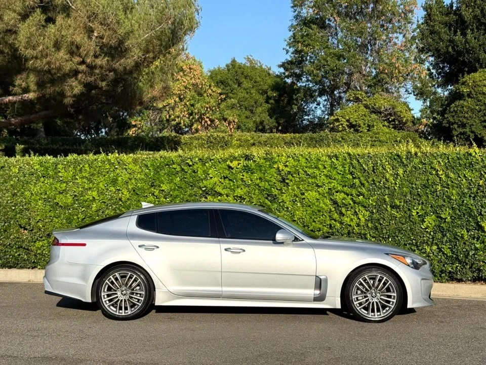 2018 Kia Stinger - Image 8 of 20