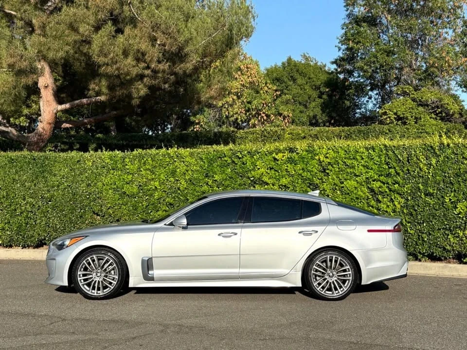 2018 Kia Stinger - Image 7 of 20