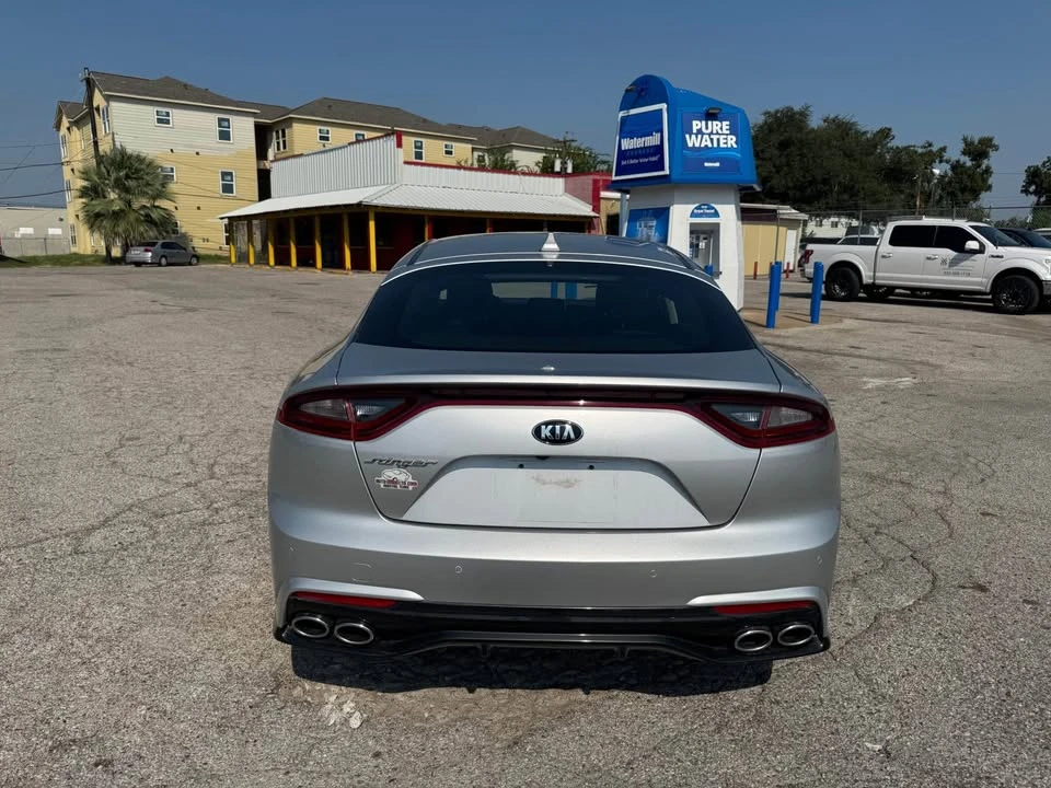 2018 Kia Stinger - Image 5 of 9