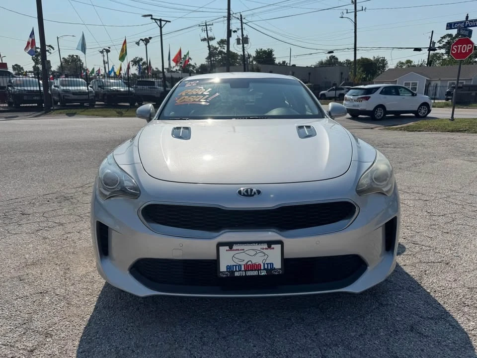 2018 Kia Stinger - Image 2 of 9