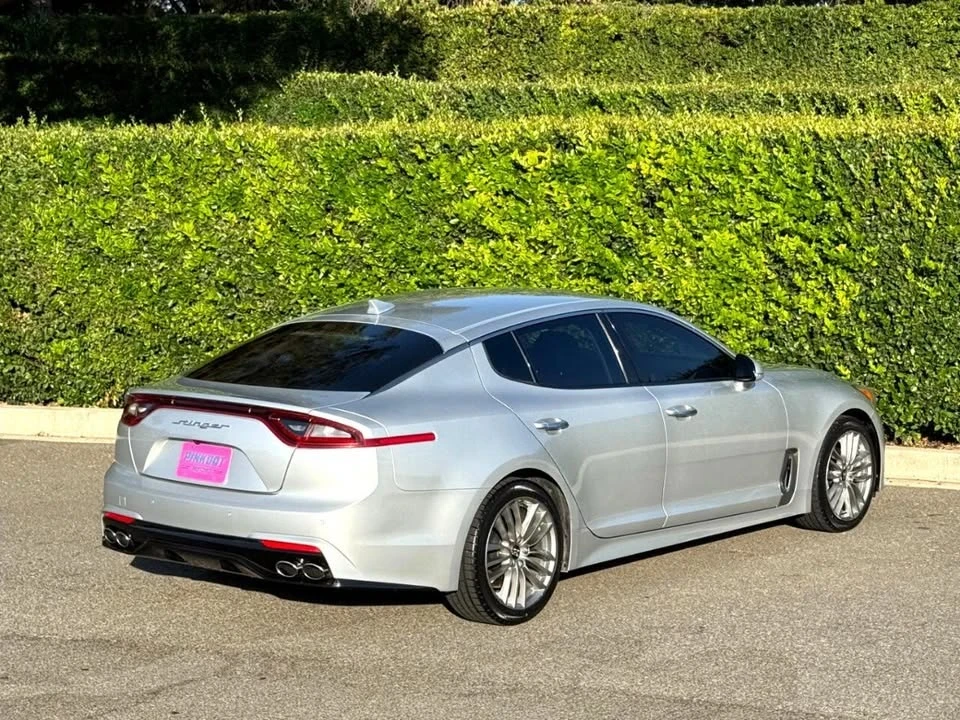 2018 Kia Stinger - Image 12 of 20