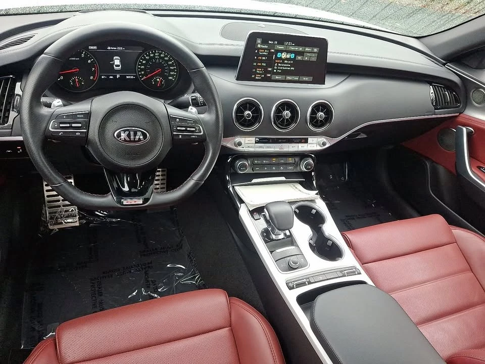 2018 Kia Stinger - Image 7 of 14