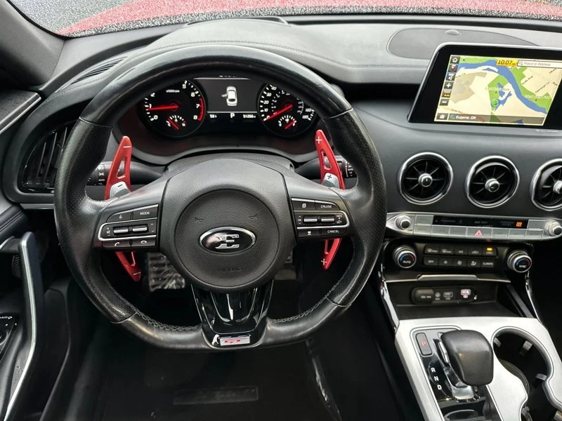 2018 Kia Stinger - Image 13 of 19