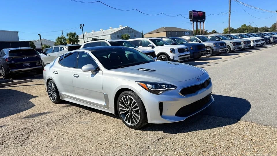 2018 Kia Stinger - Image 7 of 9